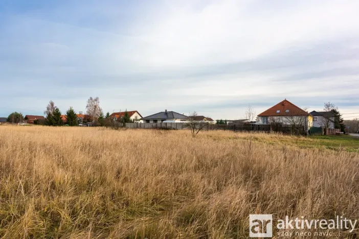 Prodej pozemku pro bydlení, Tuhaň, 909 m2