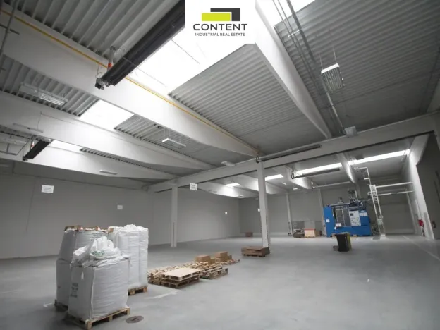 Pronájem výrobních prostor, Plzeň - Černice, U Přivaděče, 2170 m2