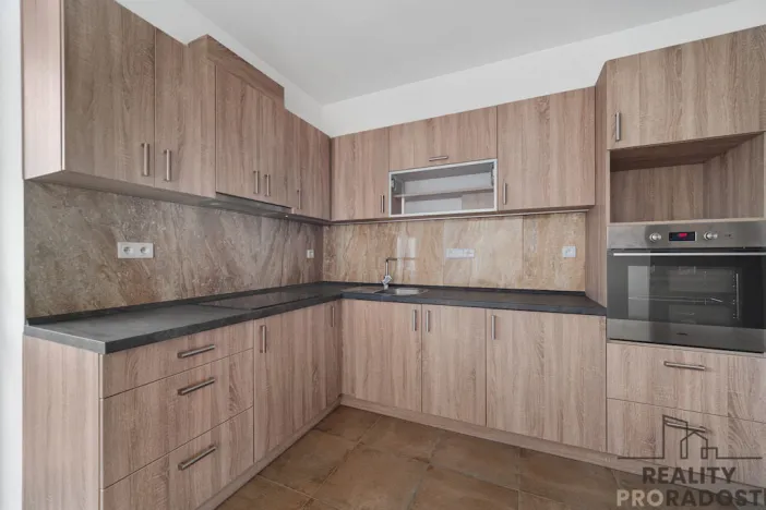 Pronájem bytu 2+kk, Pardubice - Zelené Předměstí, V Ráji, 59 m2