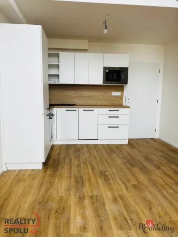 Pronájem bytu 2+kk, Opava - Kateřinky, Rolnická, 44 m2