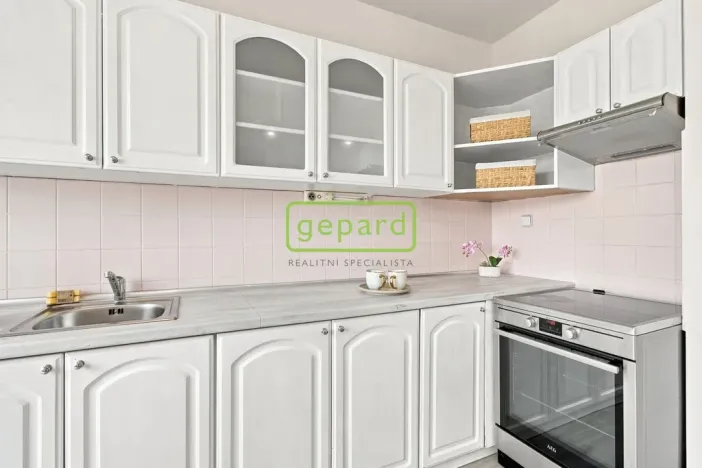 Prodej bytu 3+1, Kralupy nad Vltavou, Lidové nám., 90 m2