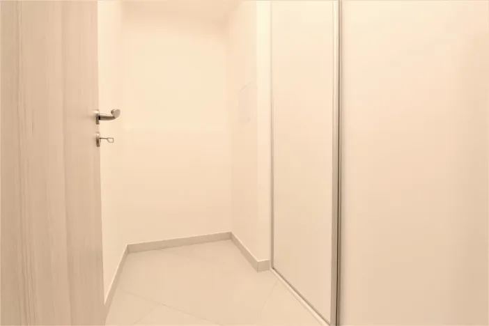 Pronájem bytu 2+kk, Praha - Letňany, Hlučkova, 60 m2