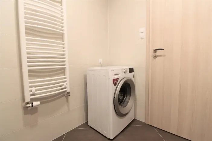 Pronájem bytu 2+kk, Praha - Letňany, Hlučkova, 60 m2