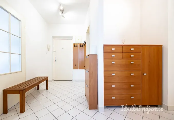 Pronájem bytu 2+kk, Praha - Střížkov, Habartická, 68 m2