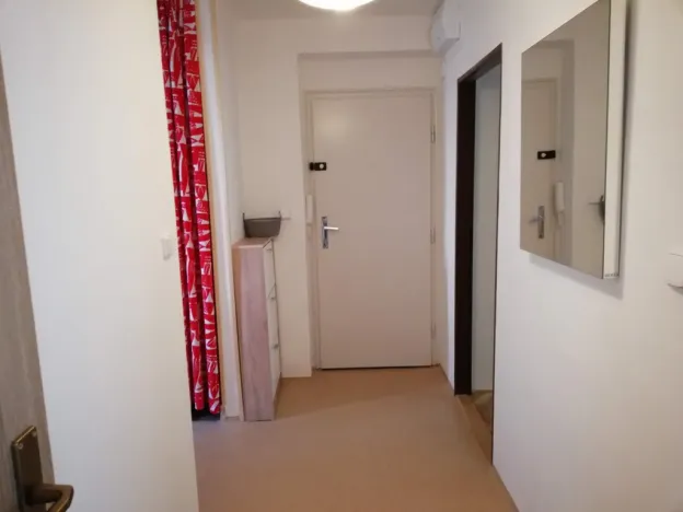 Pronájem bytu 2+1, Praha - Hloubětín, Konzumní, 53 m2