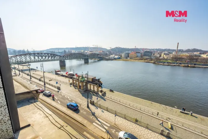 Pronájem bytu 3+1, Praha - Nové Město, Rašínovo nábřeží, 101 m2