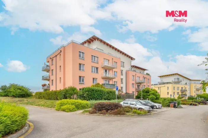 Prodej bytu 2+kk, Praha - Suchdol, Holubí, 40 m2