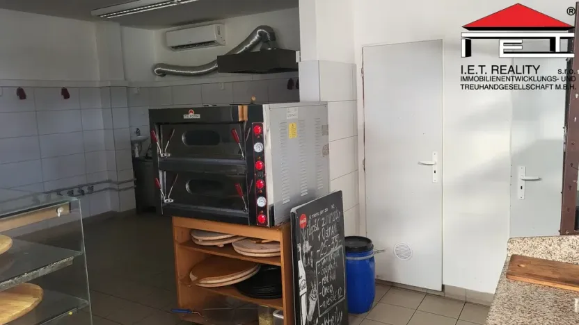 Pronájem obchodního prostoru, Ostrava, Mírové náměstí, 35 m2
