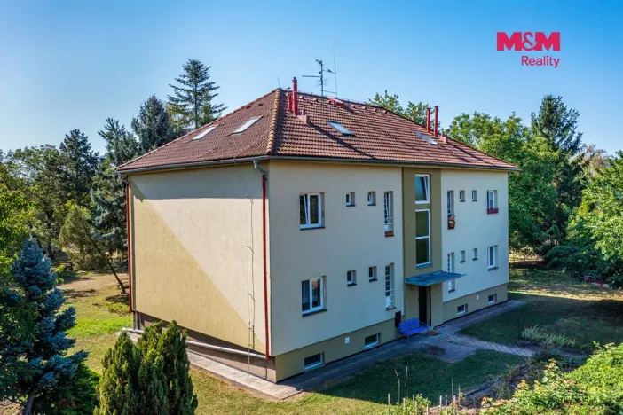 Prodej bytu 2+1, Libochovice, Dvouletky, 46 m2