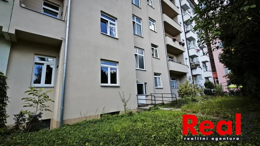 Pronájem bytu 1+1, Brno - Veveří, Čápkova, 42 m2