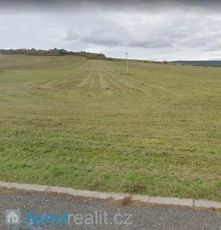 Prodej pozemku, Věšín, 5690 m2