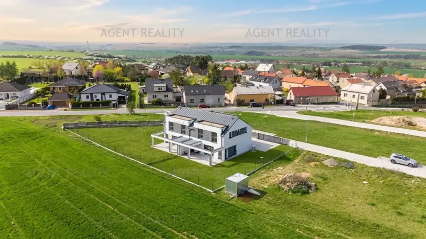 Prodej rodinného domu, Slaný, 156 m2
