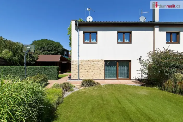 Prodej rodinného domu, Chýně, Hájecká, 104 m2