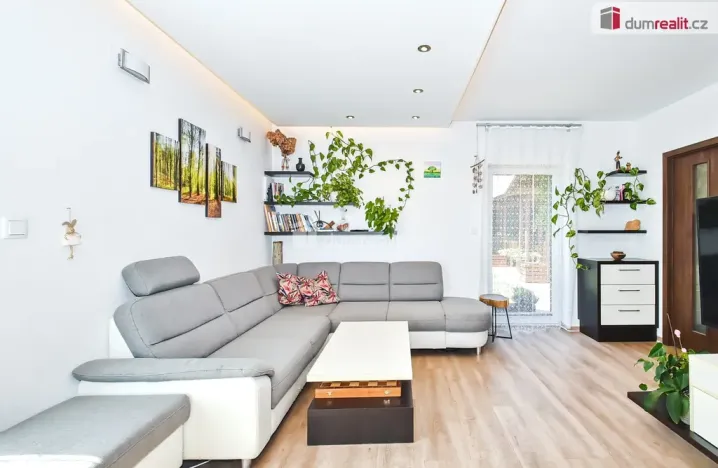 Prodej rodinného domu, Chýně, Hájecká, 104 m2