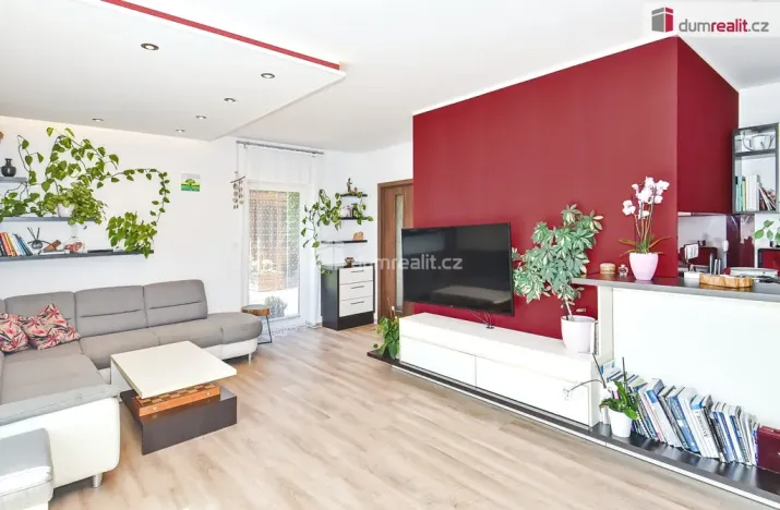 Prodej rodinného domu, Chýně, Hájecká, 104 m2