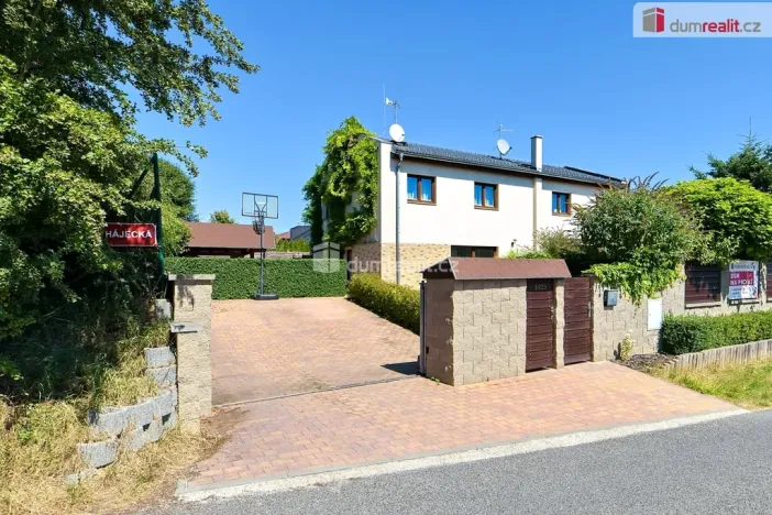 Prodej rodinného domu, Chýně, Hájecká, 104 m2