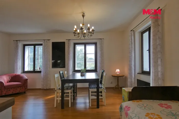 Prodej rodinného domu, Zákupy, Borská, 254 m2
