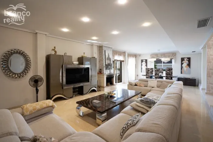 Prodej rodinného domu, La Mata, Alicante, Španělsko, 370 m2