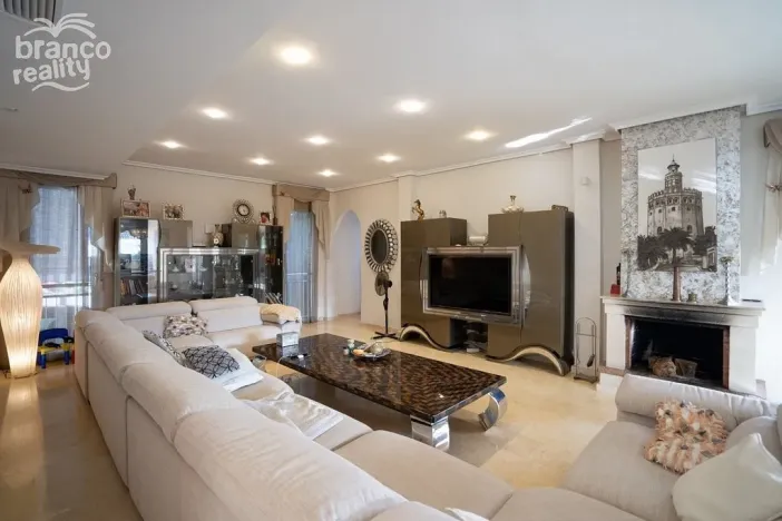 Prodej rodinného domu, La Mata, Alicante, Španělsko, 370 m2