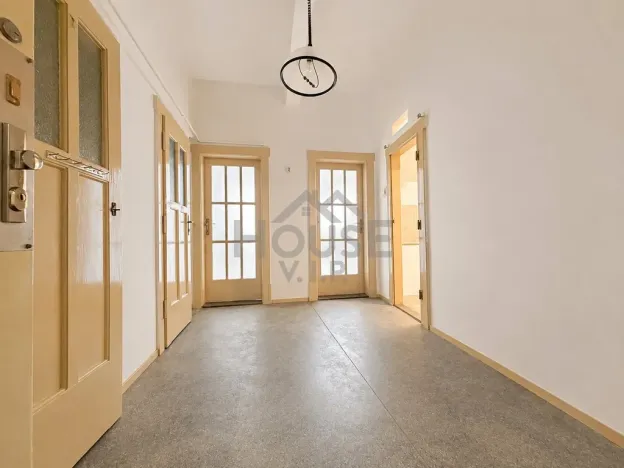 Prodej bytu 3+1, Praha, Prouzova, 75 m2