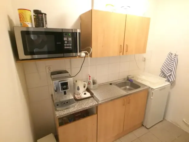 Pronájem kanceláře, Praha - Libeň, Pod Hájkem, 83 m2