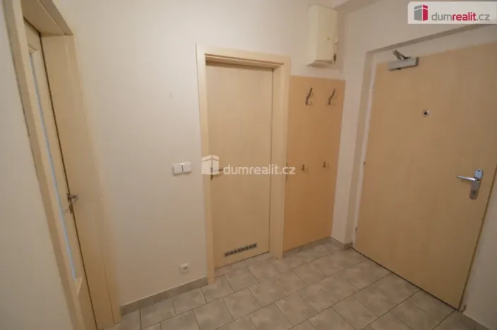 Pronájem bytu 2+kk, Praha - Hlubočepy, Silurská, 56 m2