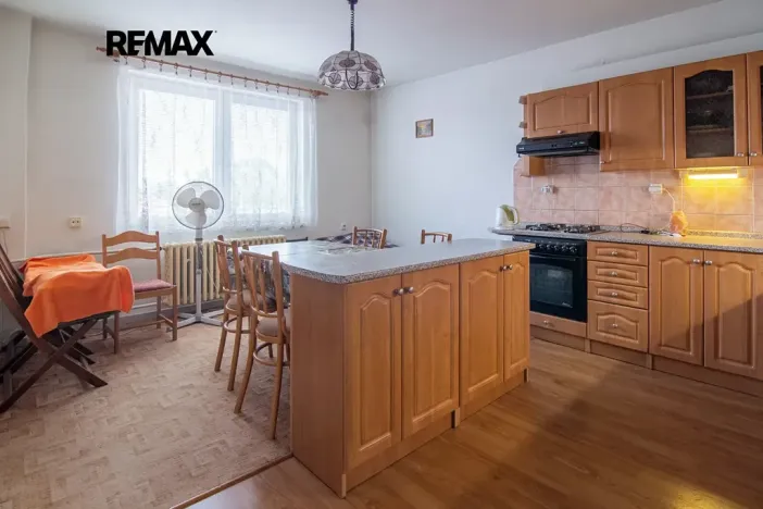 Prodej rodinného domu, Kostice, Pionýrská, 190 m2
