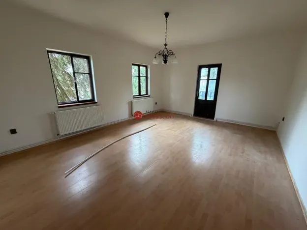 Pronájem bytu 3+1, Jestřebí, 72 m2