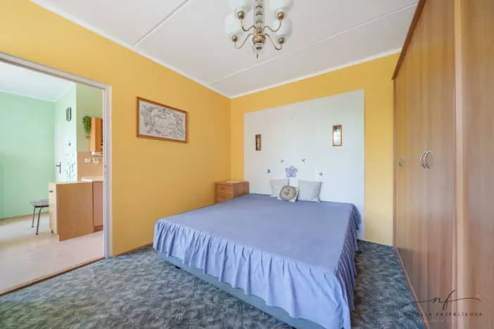Prodej bytu 2+1, Cheb, Matěje Kopeckého, 60 m2