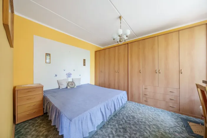 Prodej bytu 2+1, Cheb, Matěje Kopeckého, 60 m2