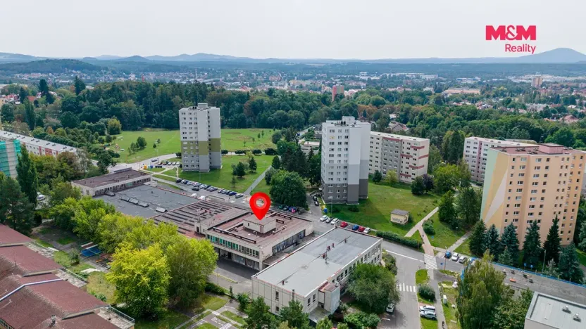 Prodej obchodního prostoru, Česká Lípa, Okružní, 1600 m2
