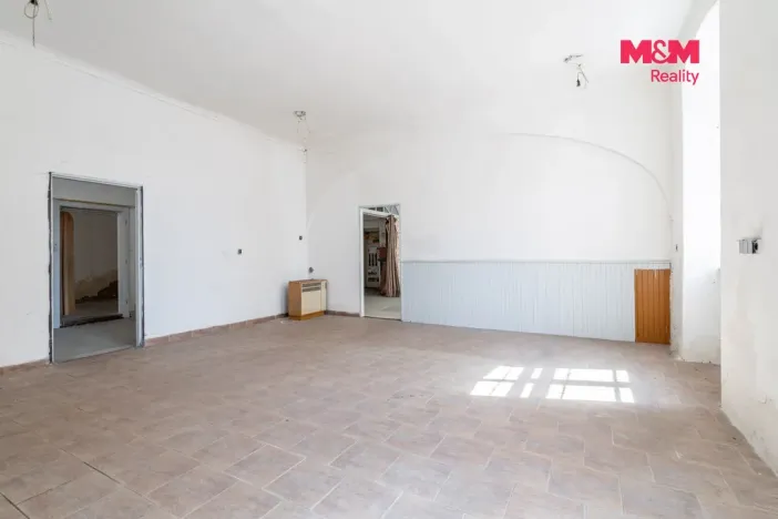 Prodej obchodního prostoru, Jihlava, Čajkovského, 108 m2
