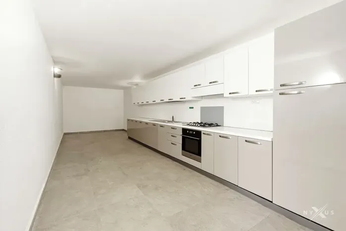 Prodej rodinného domu, Černolice, Ke dvoru, 375 m2