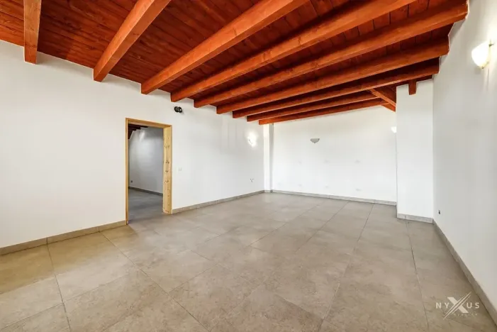Prodej rodinného domu, Černolice, Ke dvoru, 375 m2