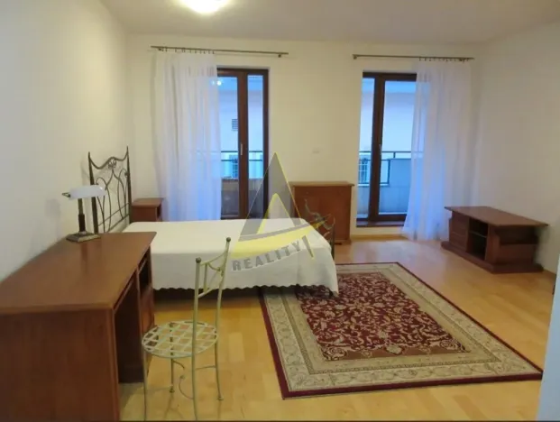 Prodej bytu 1+kk, Hluboká nad Vltavou, Masarykova, 39 m2