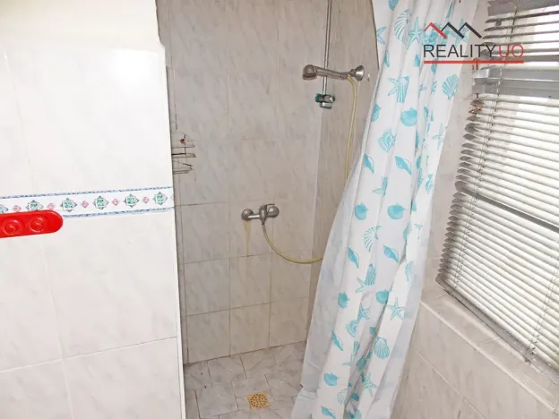 Prodej výrobních prostor, Ostrov, 190 m2