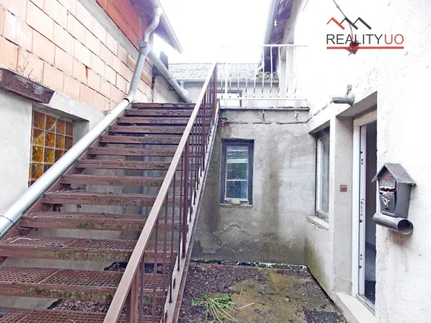 Prodej výrobních prostor, Ostrov, 190 m2