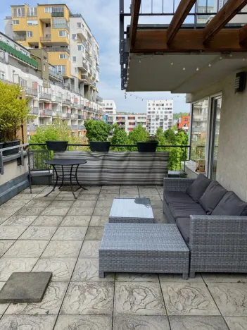 Pronájem bytu 3+kk, Praha - Vysočany, Poděbradská, 62 m2