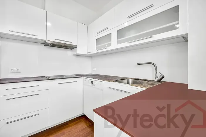 Prodej bytu 2+1, Praha - Dolní Počernice, Národních hrdinů, 62 m2
