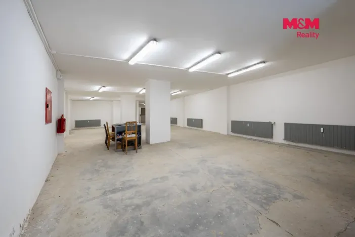 Prodej obchodního prostoru, Jablonec nad Nisou, Anenské náměstí, 152 m2