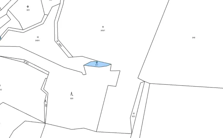 Dražba pozemku, Zálezly, 126 m2