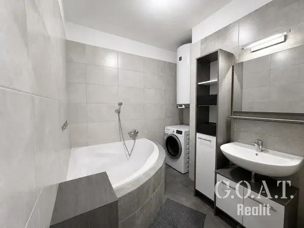 Prodej bytu 4+kk, Vejprnice, Línská, 74 m2