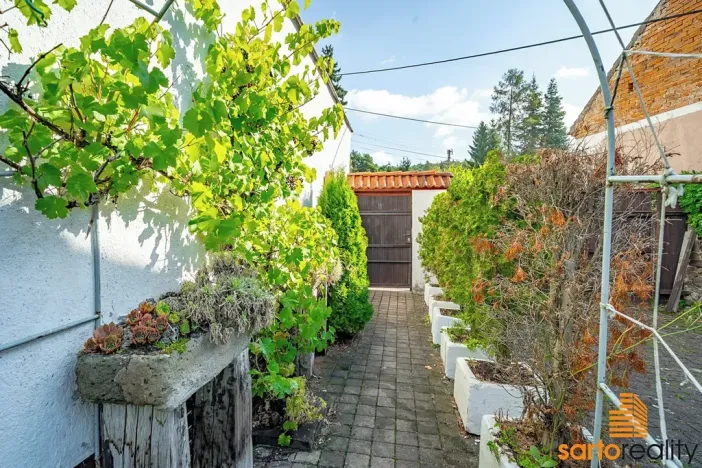 Prodej rodinného domu, Hrobčice, 360 m2