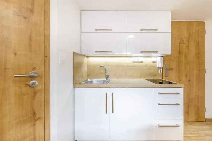 Pronájem bytu 1+kk, Zlín, Vejvanovská, 18 m2
