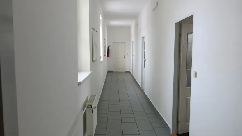 Pronájem skladu, Písek, K Lipám, 684 m2