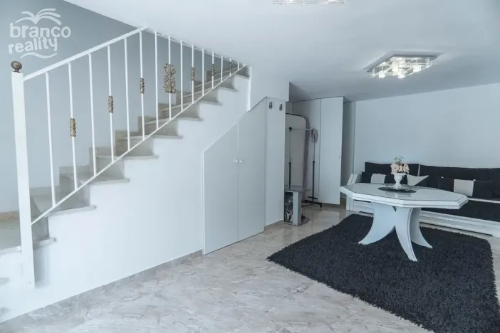 Prodej rodinného domu, Algorfa - La Finca Golf, Alicante, Španělsko, 94 m2