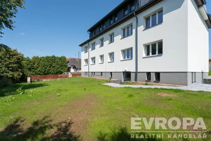 Pronájem bytu 2+kk, Dolní Branná, 52 m2