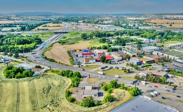 Prodej skladu, Brno, Hněvkovského, 3000 m2