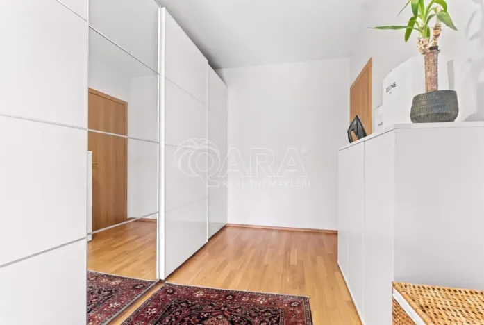 Pronájem bytu 3+kk, Praha - Karlín, Za Karlínským přístavem, 93 m2