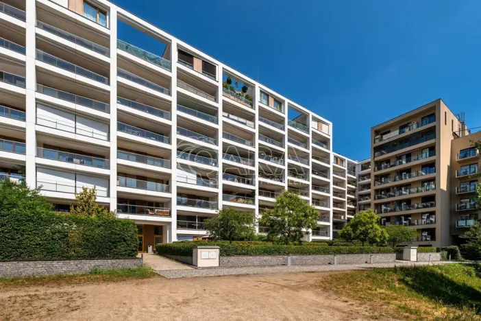Pronájem bytu 3+kk, Praha - Karlín, Za Karlínským přístavem, 93 m2
